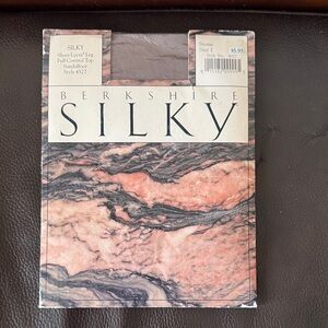 Berkshire Silky Panty Hose Control Top Color Stone Size 1 Sheer Lycra Leg